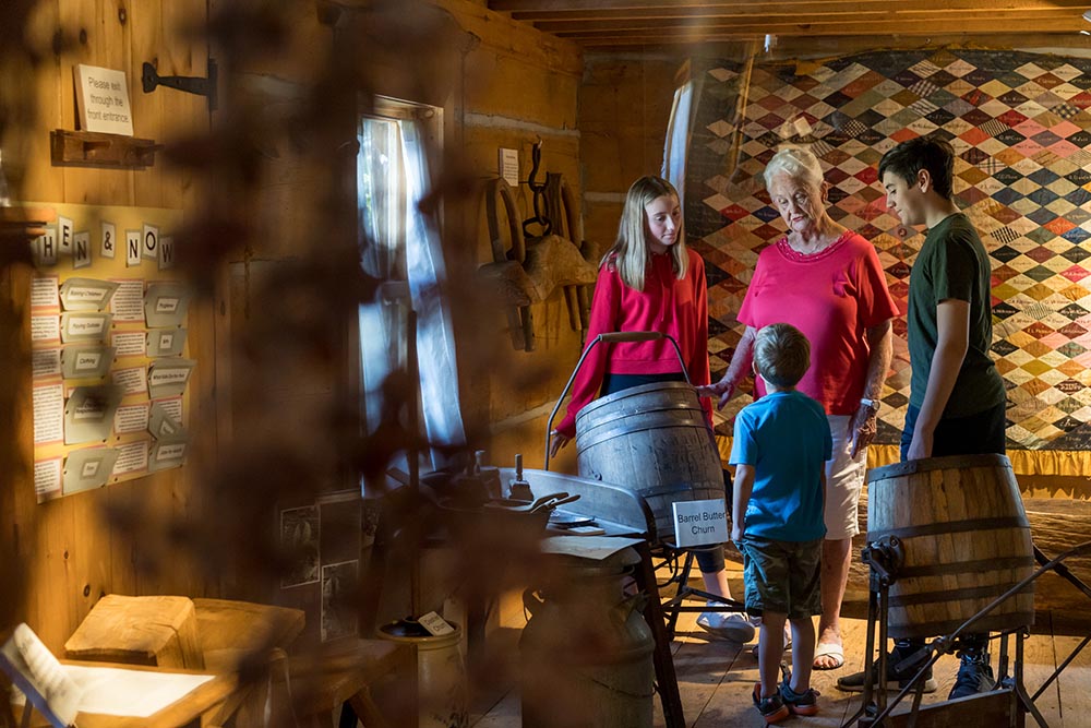 Muskoka Lakes Museum pioneer log cabin